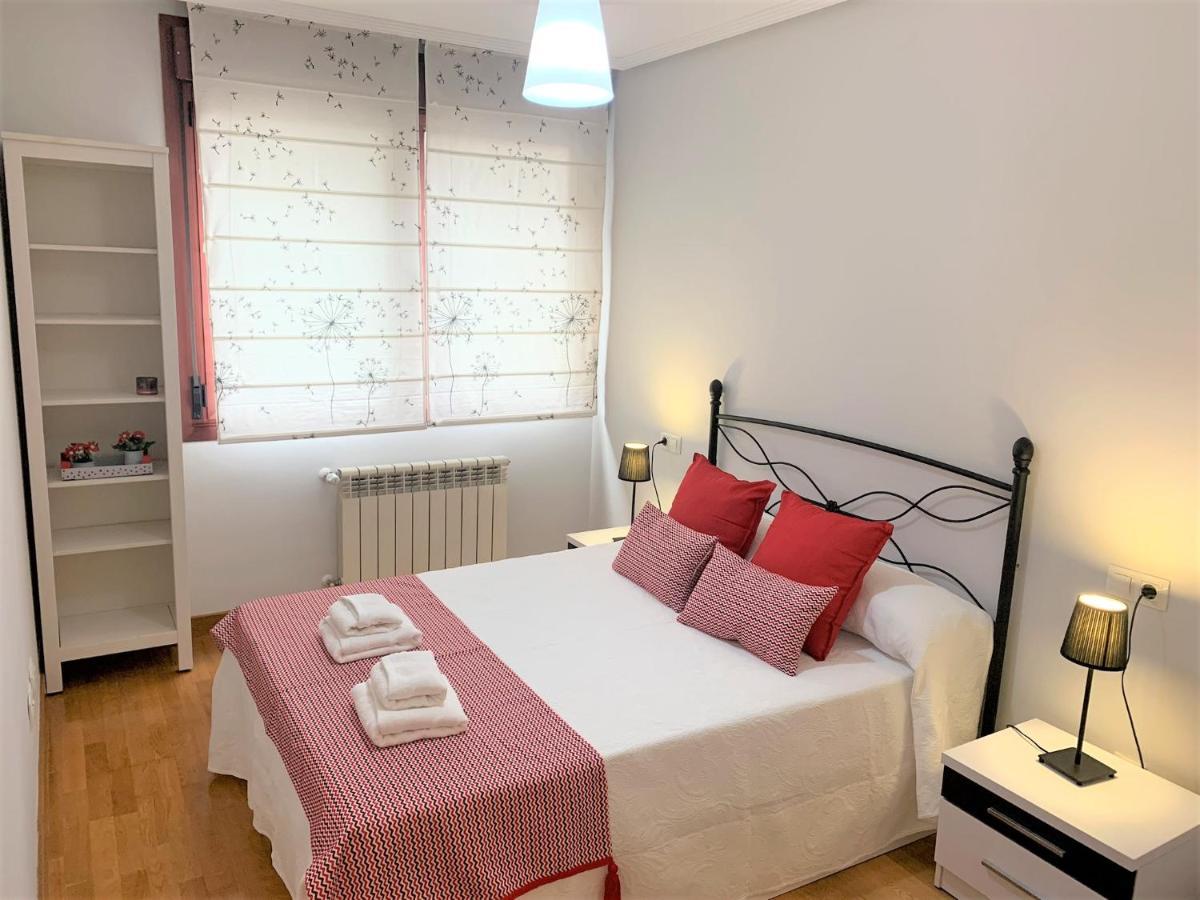 Apartamento La Losa Apartman Oviedo Kültér fotó
