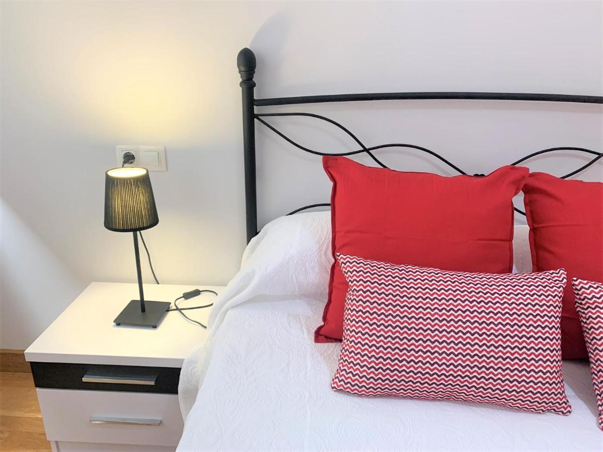 Apartamento La Losa Apartman Oviedo Kültér fotó