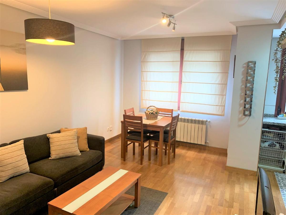Apartamento La Losa Apartman Oviedo Kültér fotó